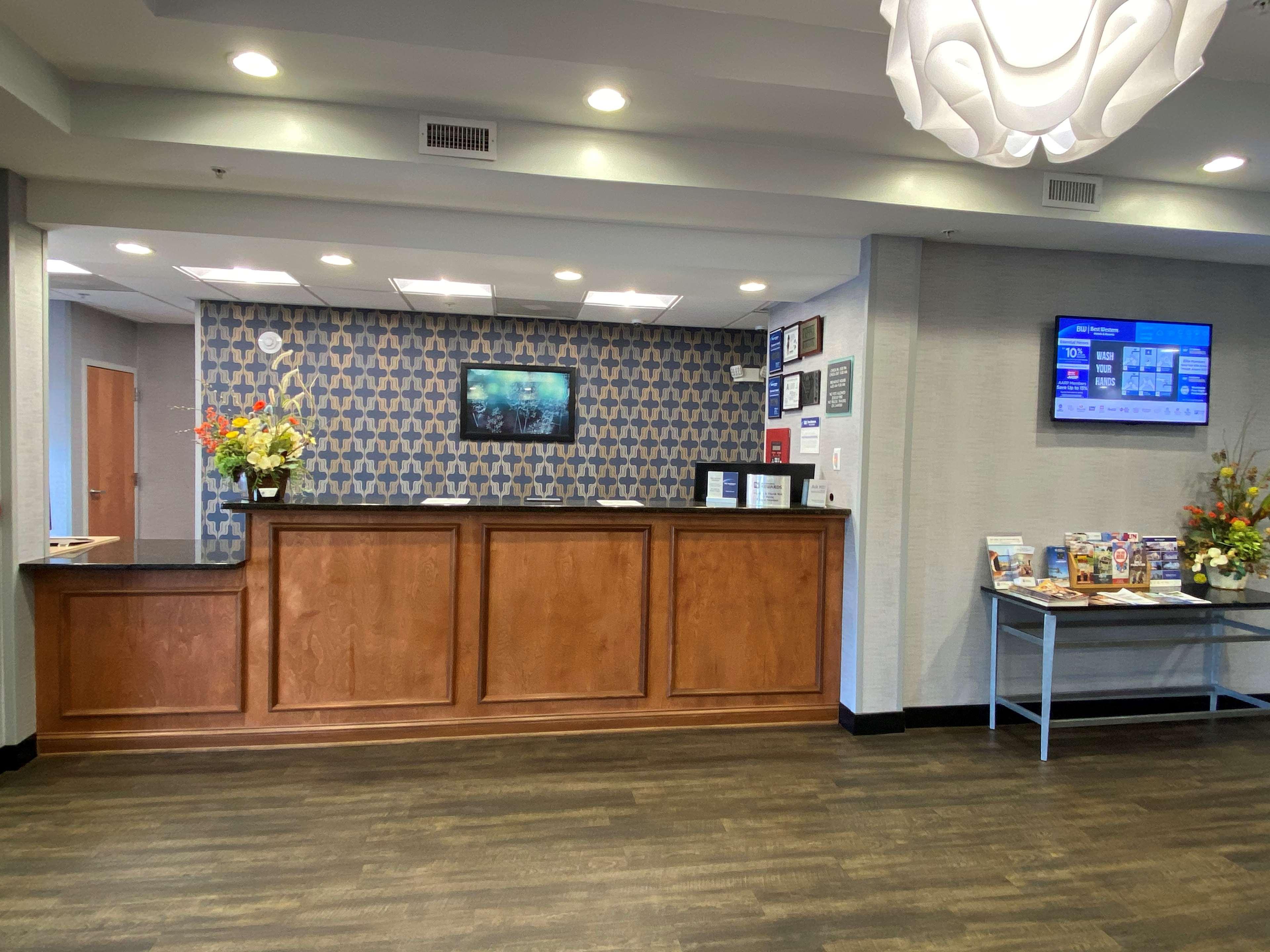 Best Western Smithfield Inn Εξωτερικό φωτογραφία
