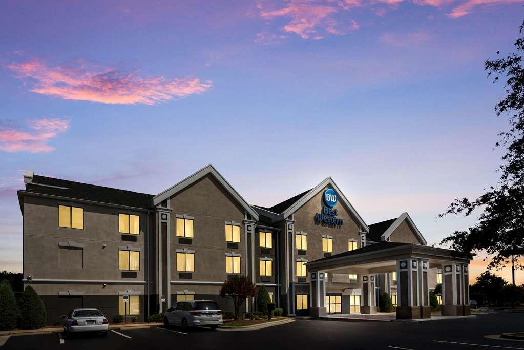 Best Western Smithfield Inn Εξωτερικό φωτογραφία