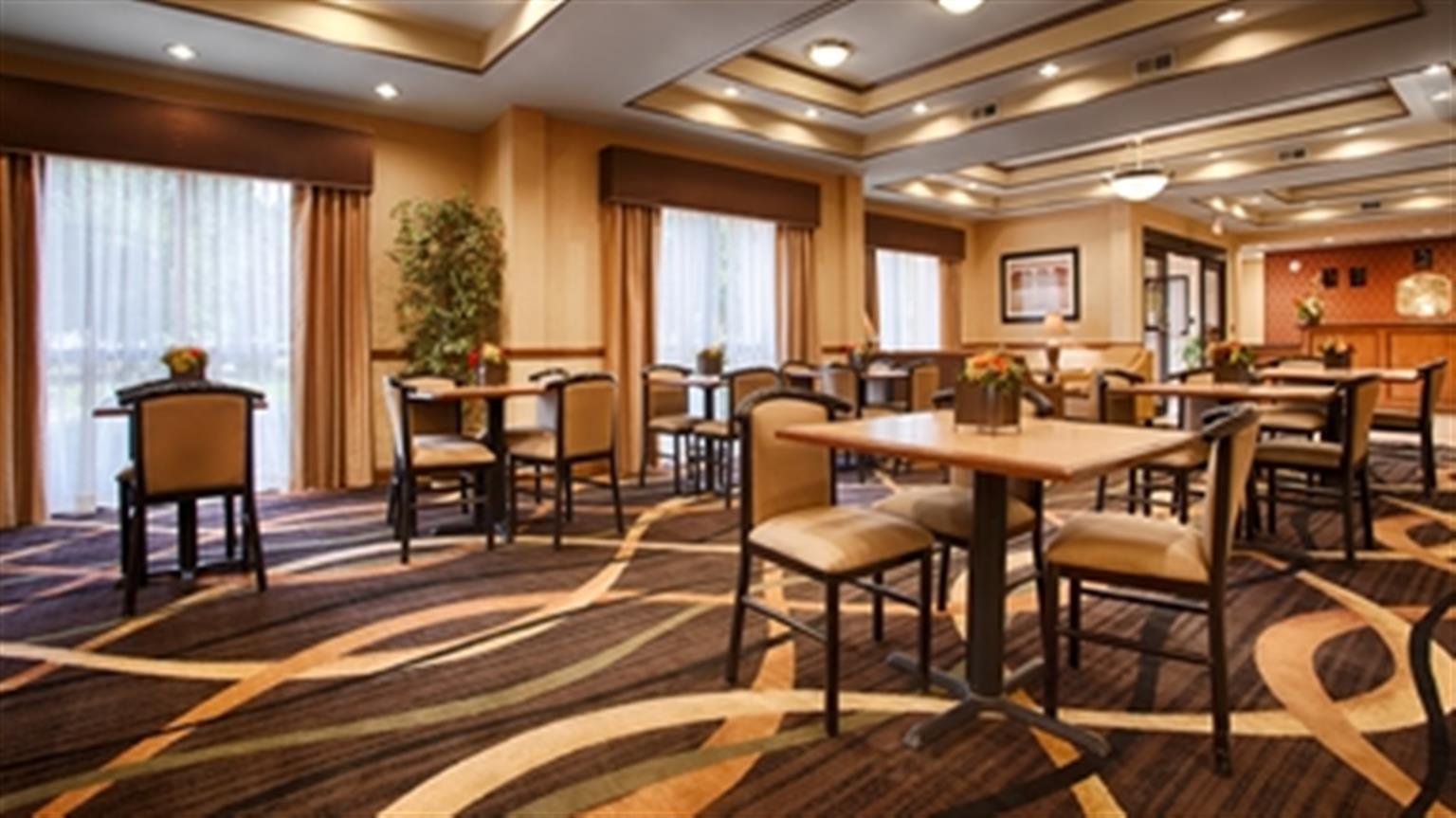 Best Western Smithfield Inn Εξωτερικό φωτογραφία